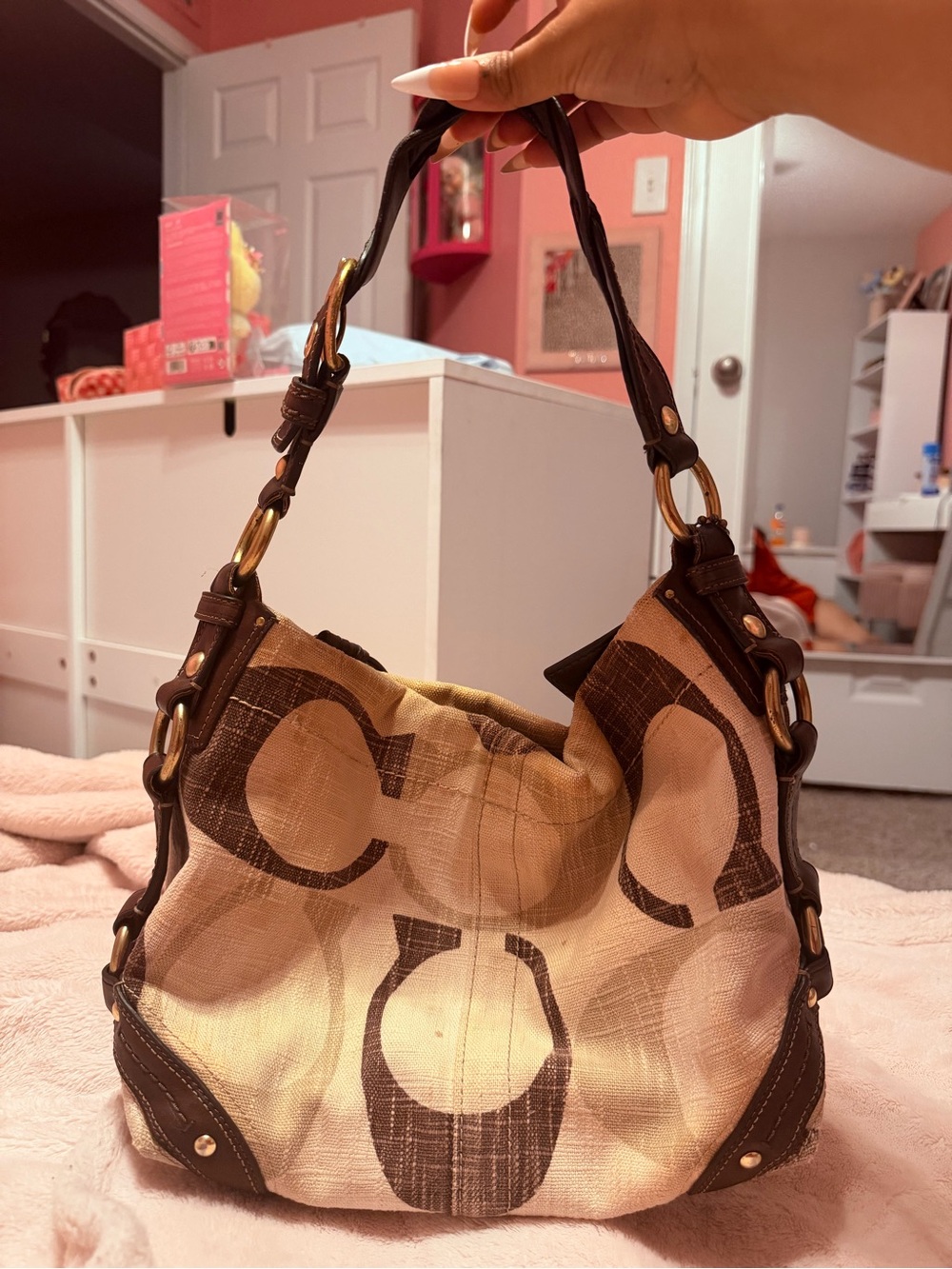 Coach Beige and Brown Signature Circle Shoulder Bag - Picture 2 of 5